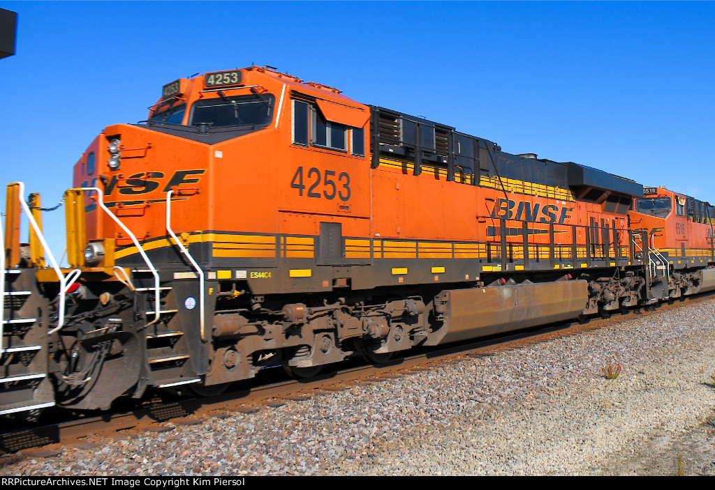 BNSF 4253